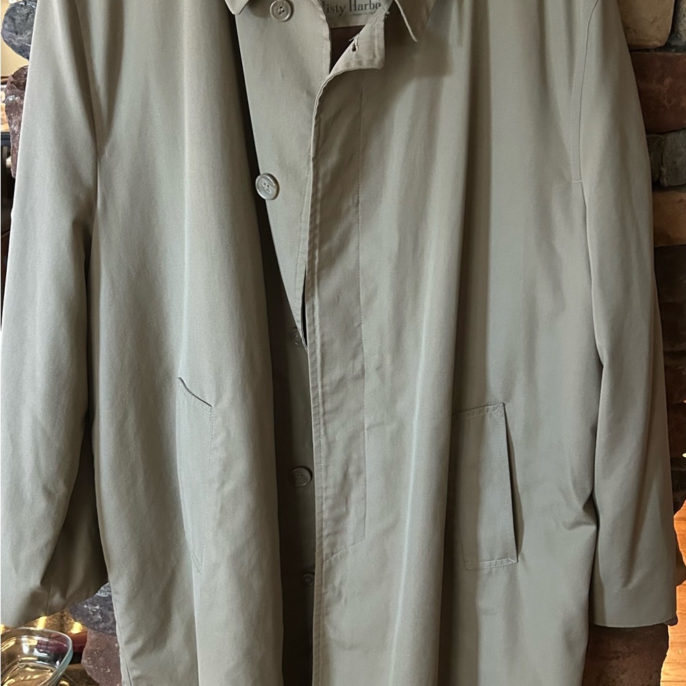 Classic Men's Tan Trench Coat